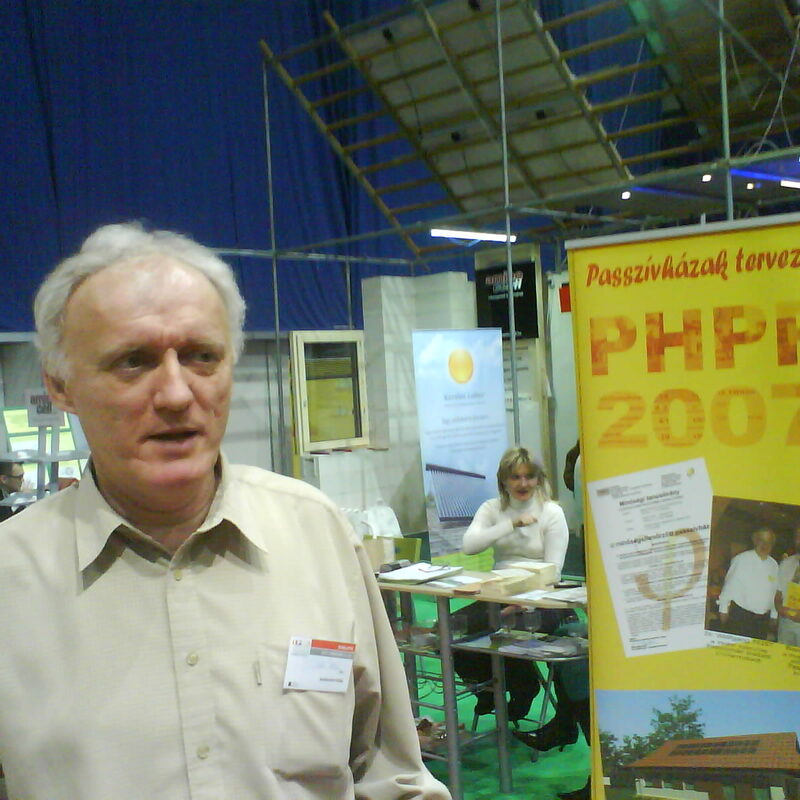 Contsruma 2011 Sári Attila építésztervező